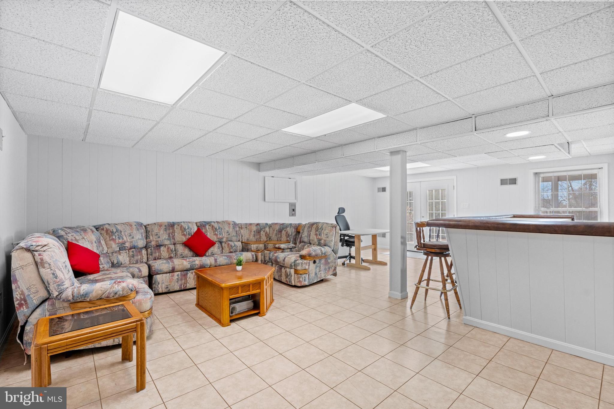 POTOMAC CHASE - Residential