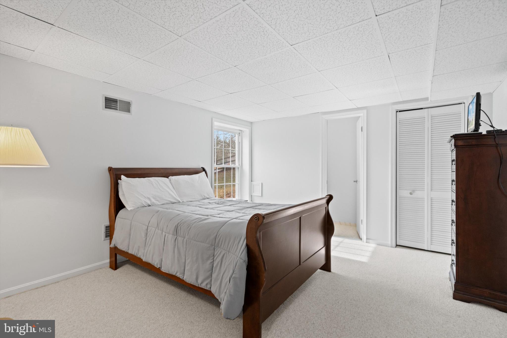 POTOMAC CHASE - Residential