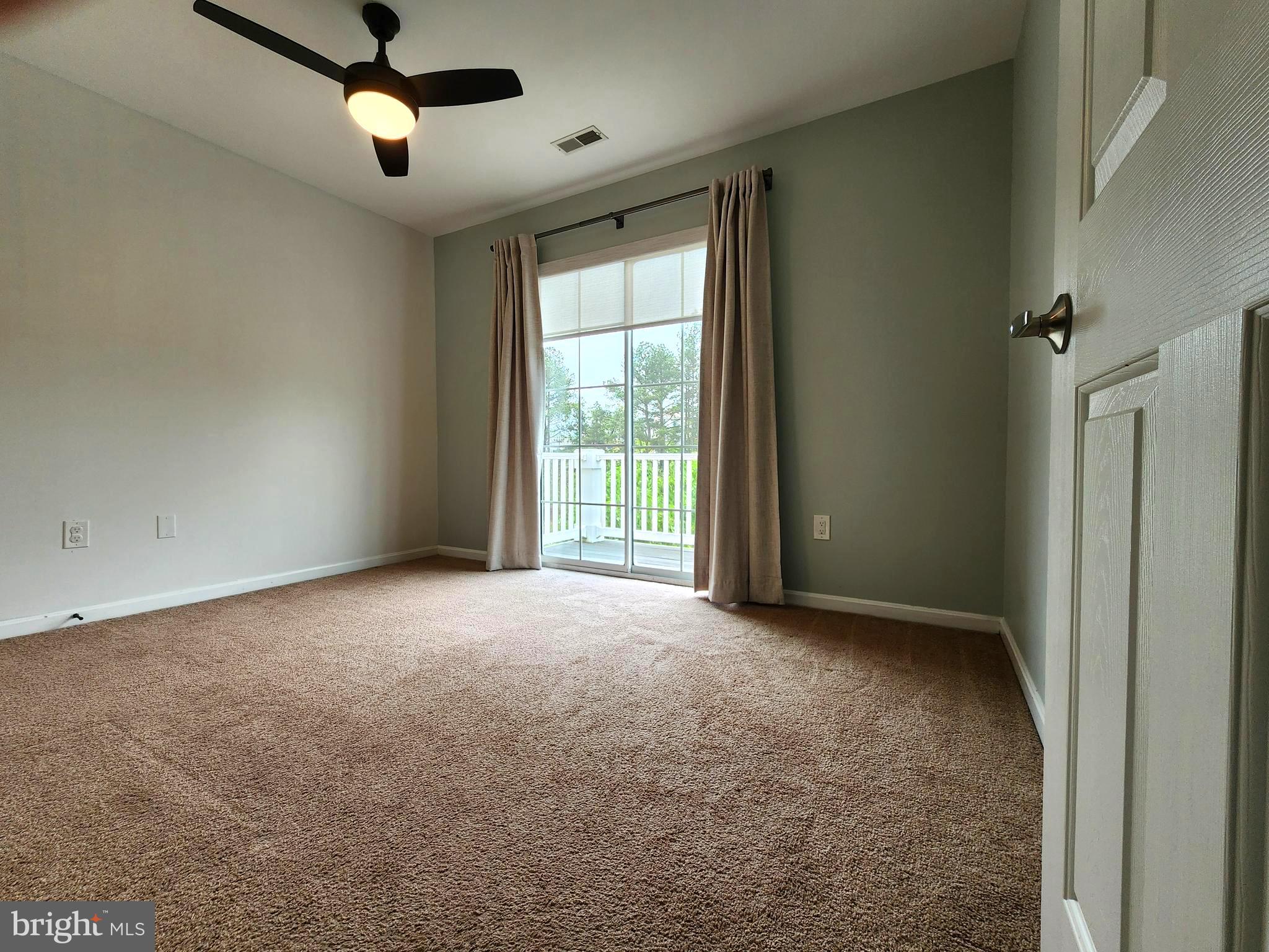 SEVEN OAKS - Residential