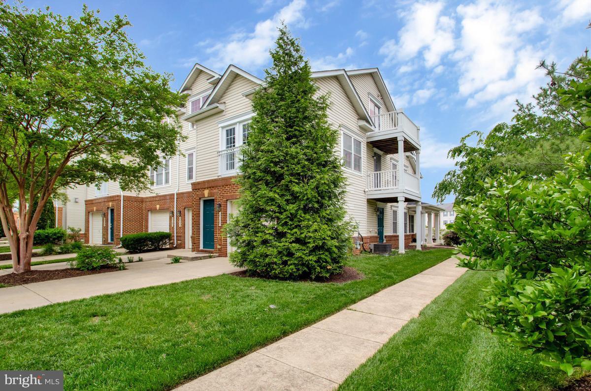 SEVEN OAKS - Residential