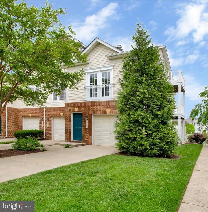 SEVEN OAKS - Residential