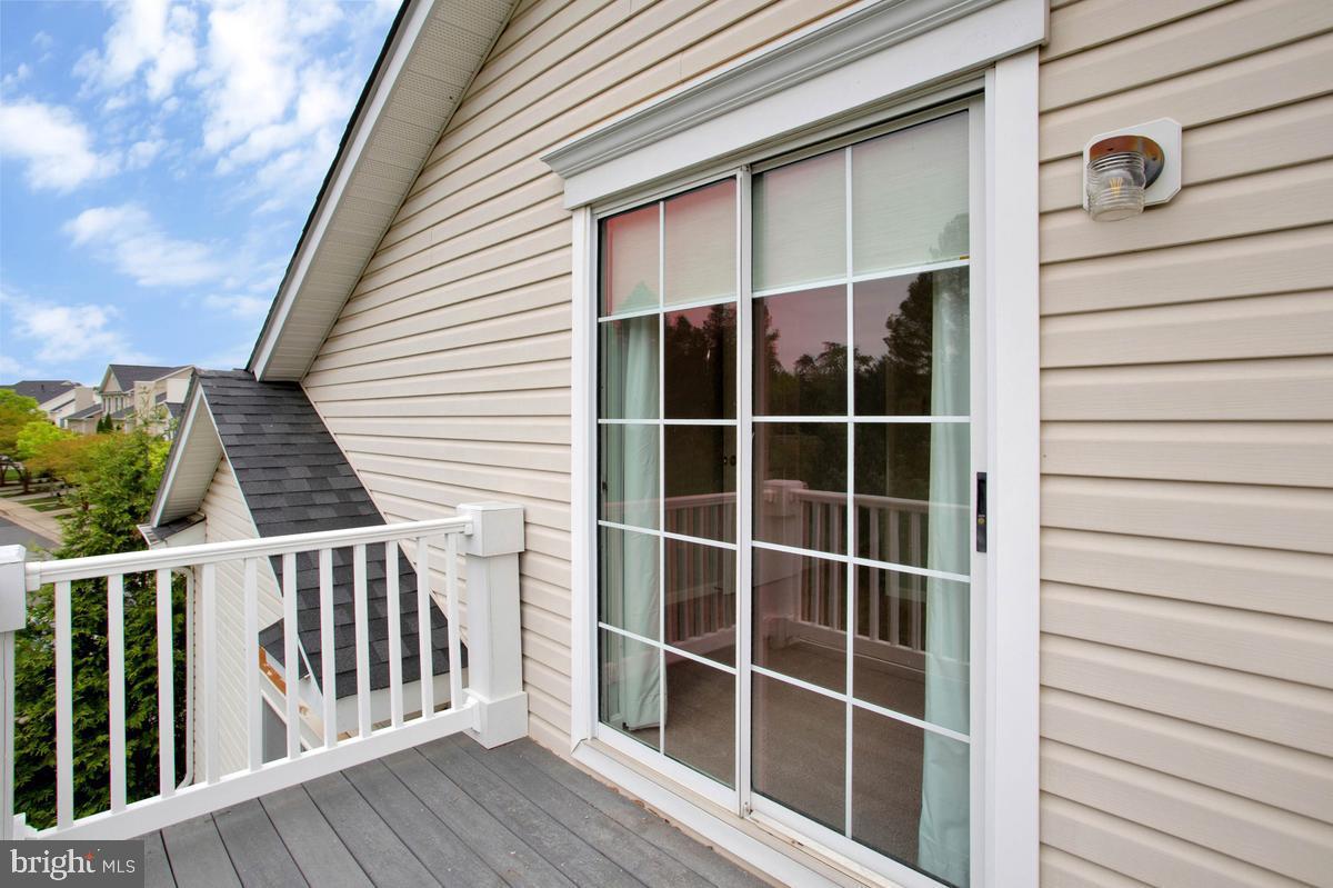 SEVEN OAKS - Residential