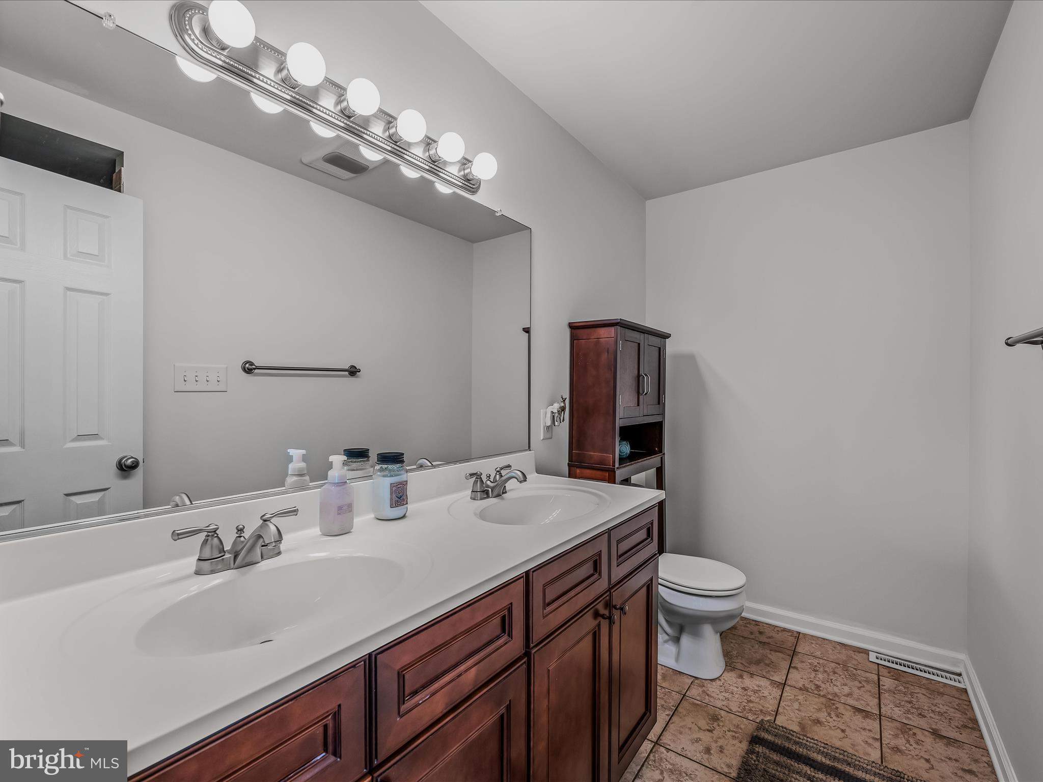 BOYDS CROSSING - Residential