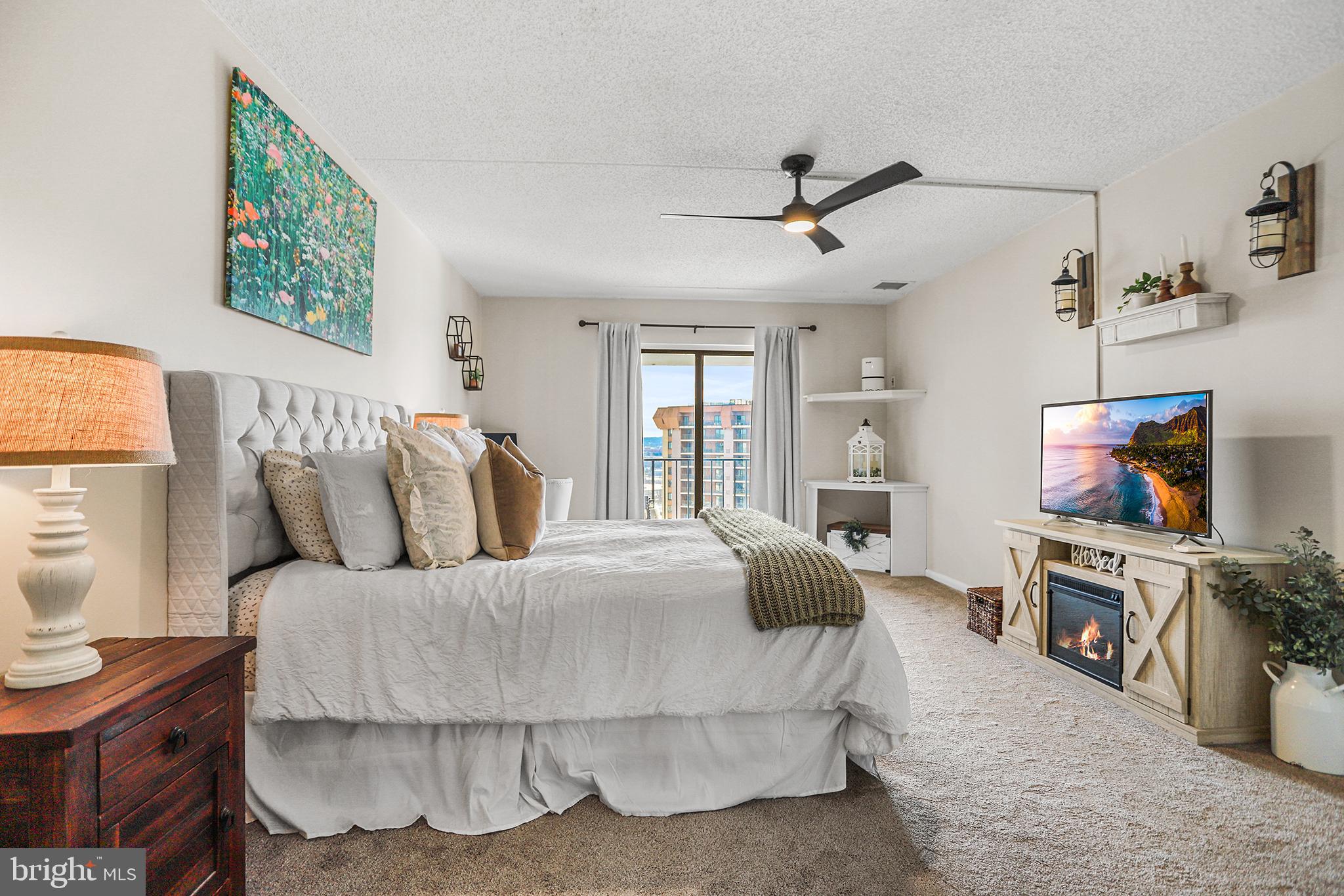 VALLEY FORGE TOWER - Residential