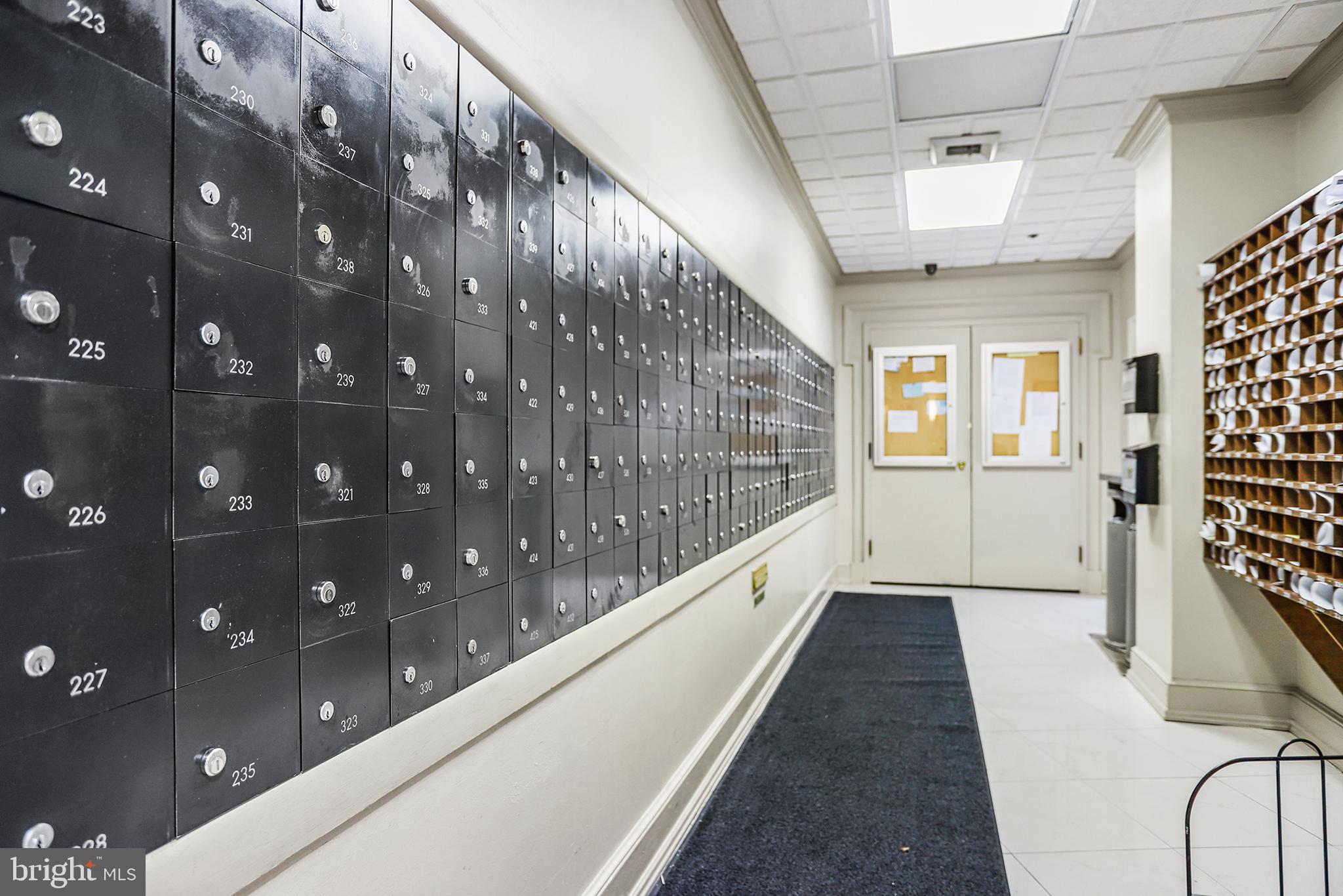 VALLEY FORGE TOWER - Residential