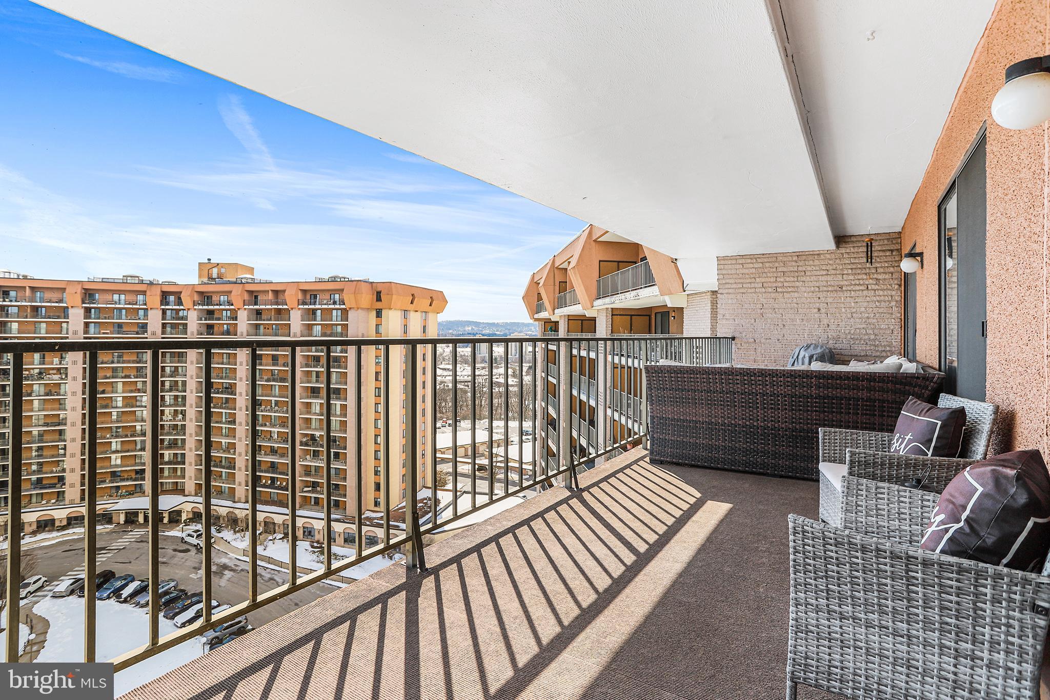 VALLEY FORGE TOWER - Residential