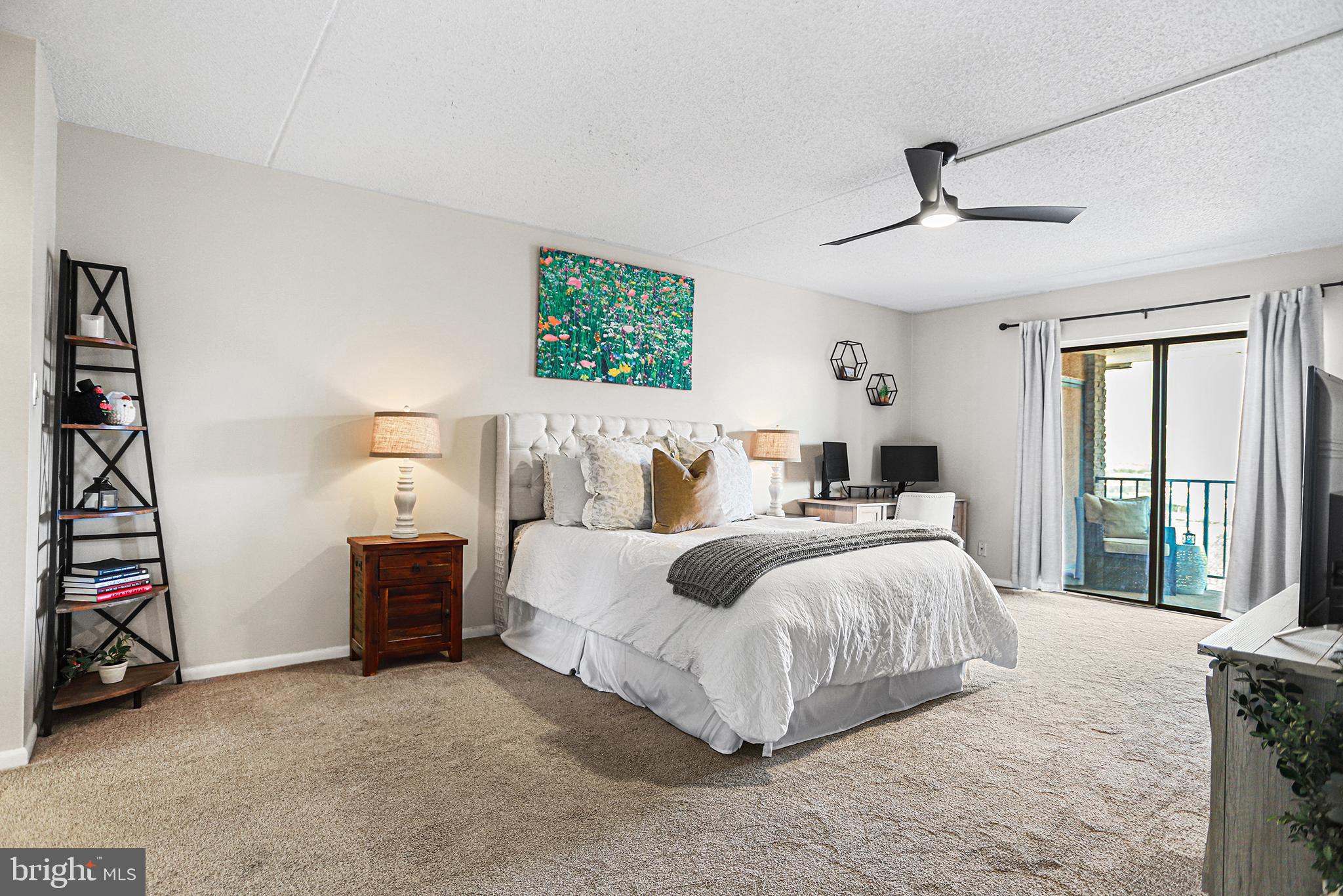 VALLEY FORGE TOWER - Residential