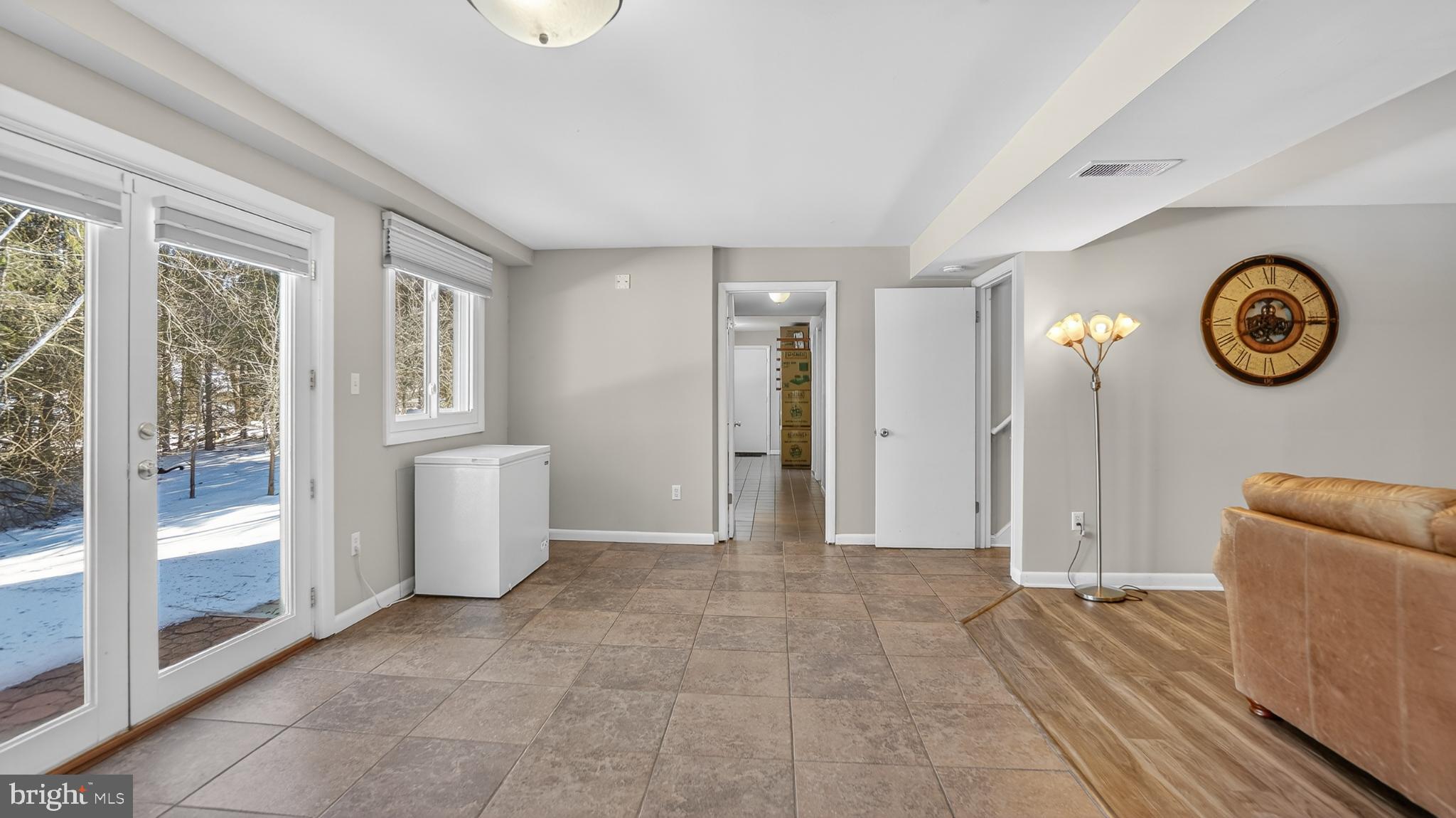 THE MEADOWS - Residential