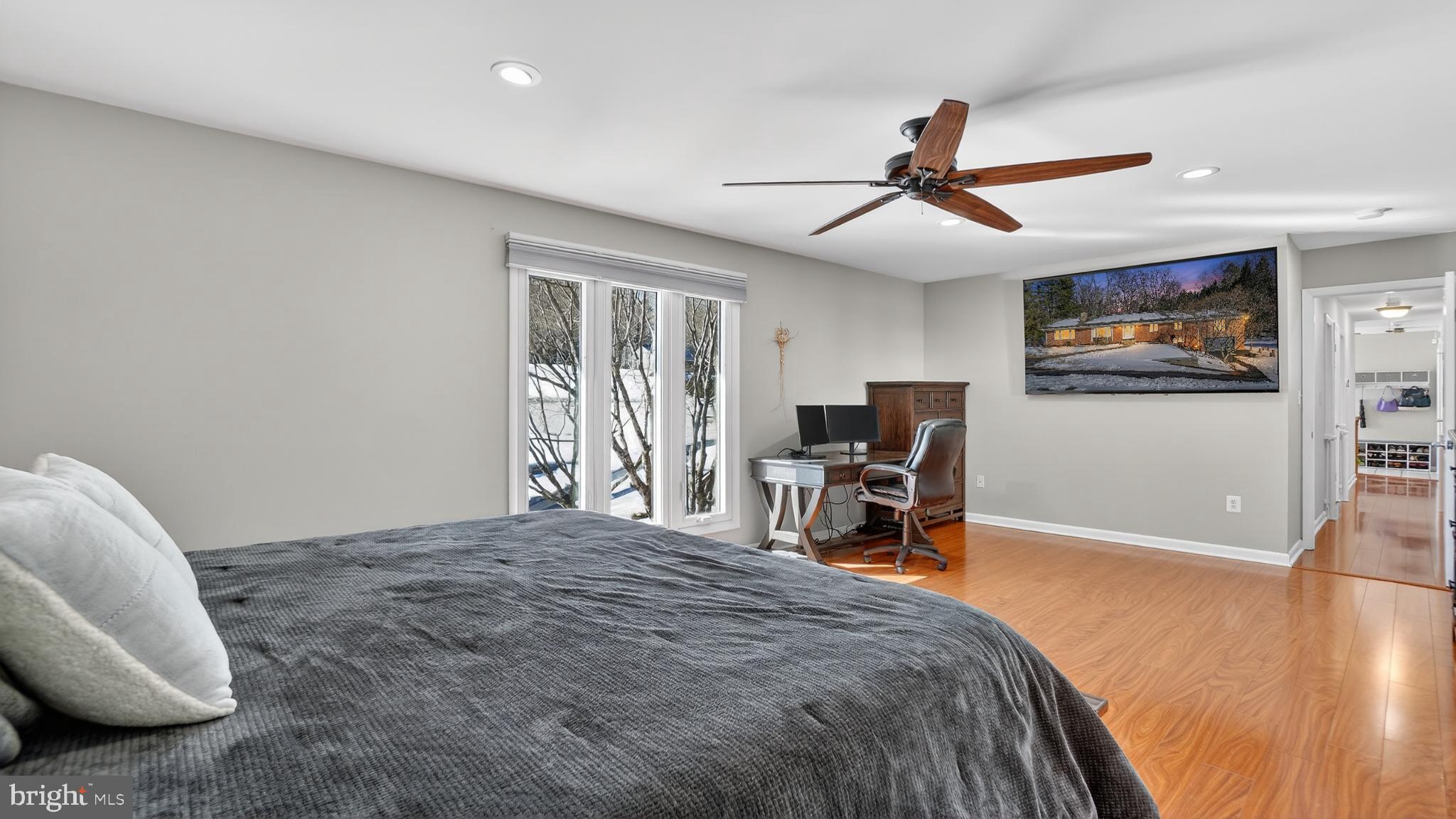 THE MEADOWS - Residential