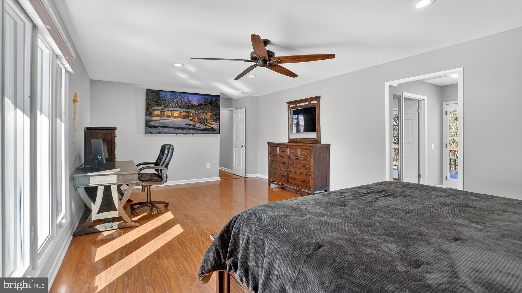 THE MEADOWS - Residential