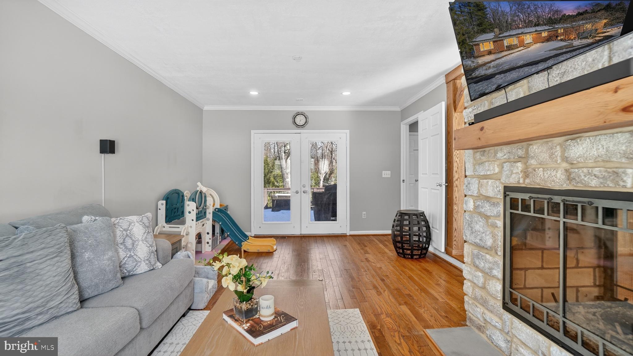 THE MEADOWS - Residential