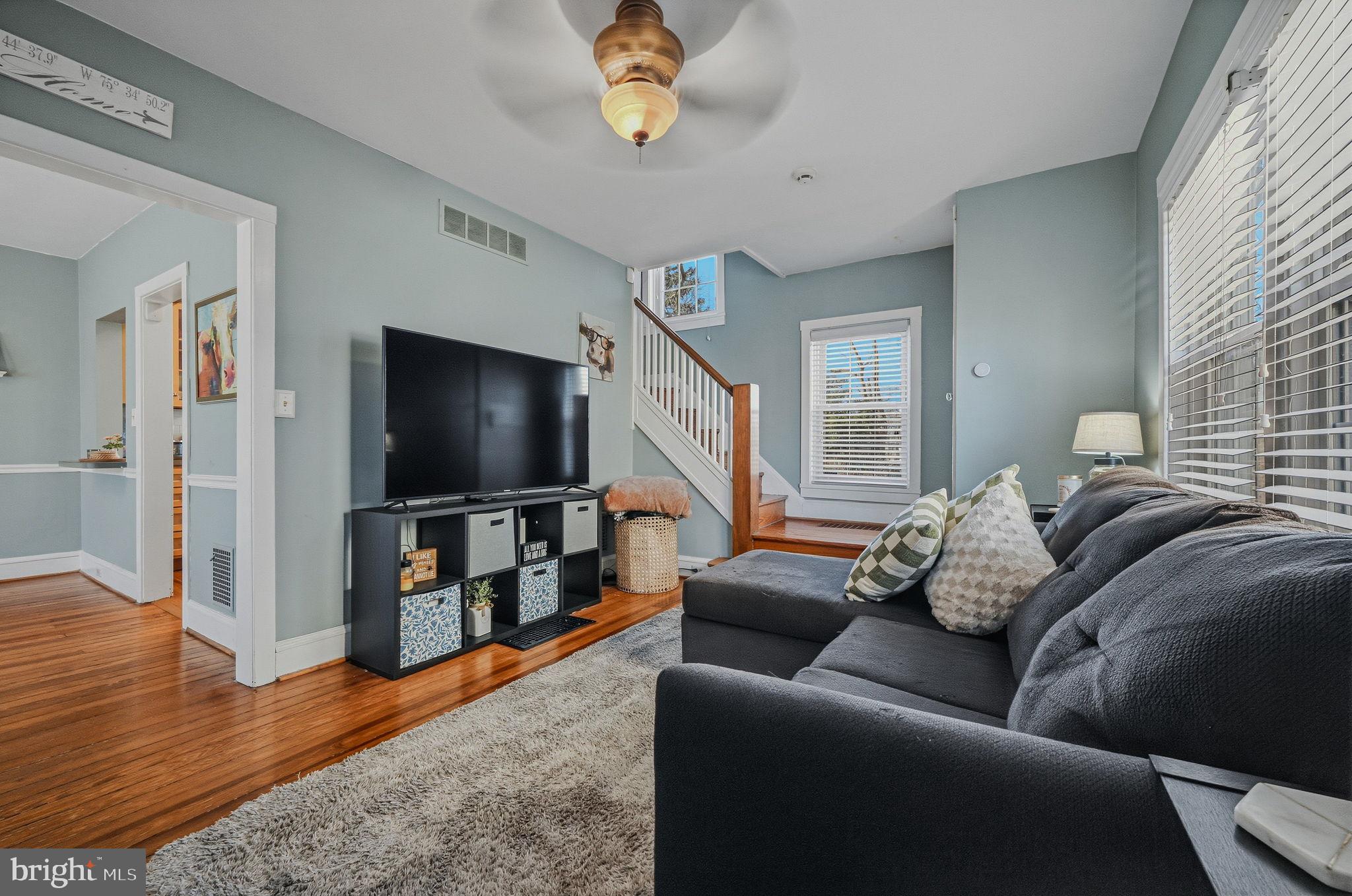 637 HARRINGTON STREET