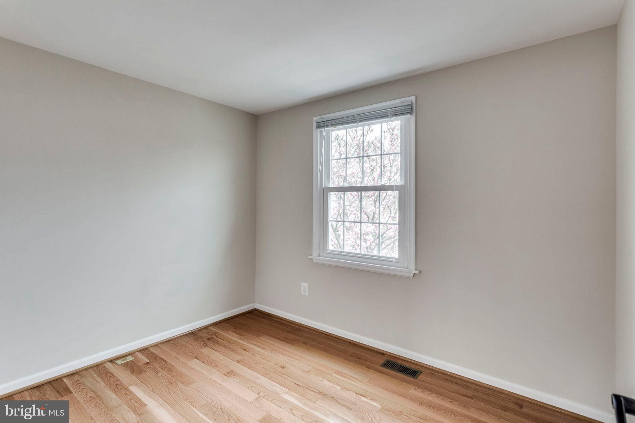 TARTAN VILLAGE - Residential