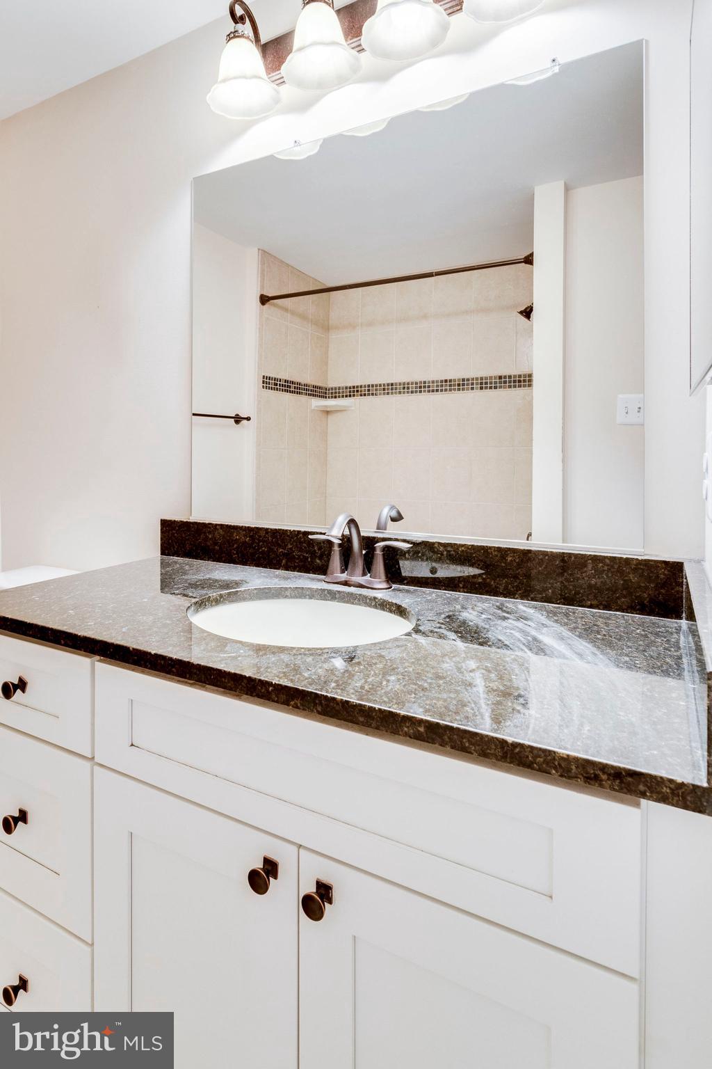 TARTAN VILLAGE - Residential