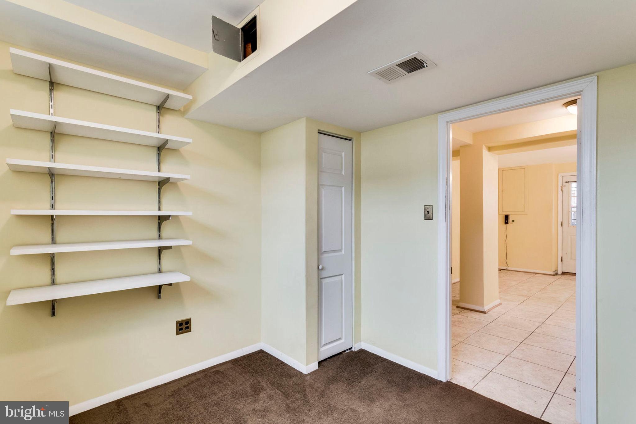 TARTAN VILLAGE - Residential