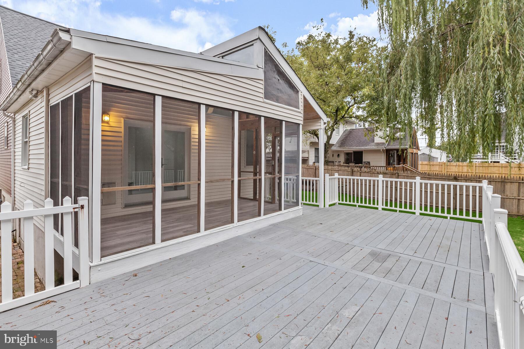 LINTHICUM - Residential