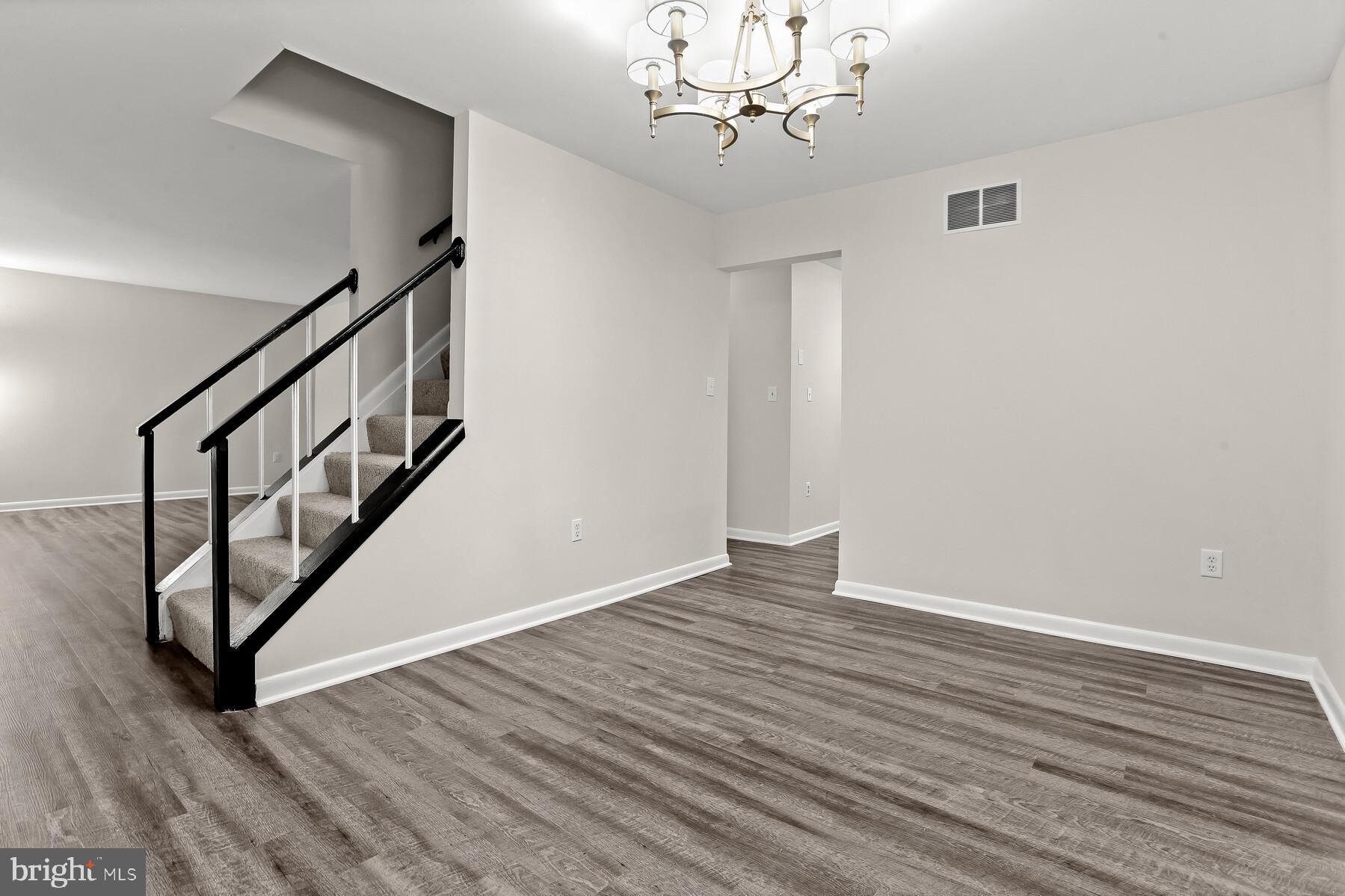 LINTHICUM - Residential