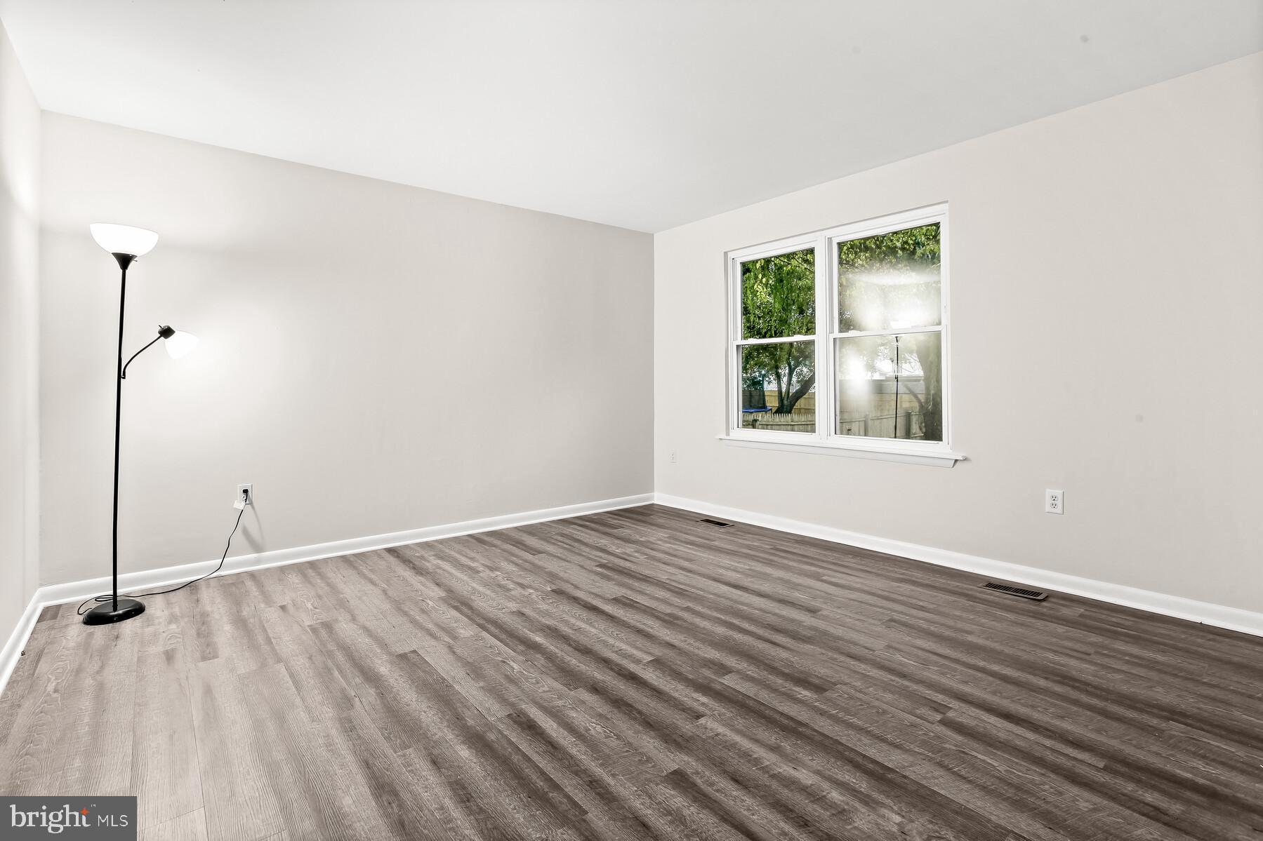 LINTHICUM - Residential