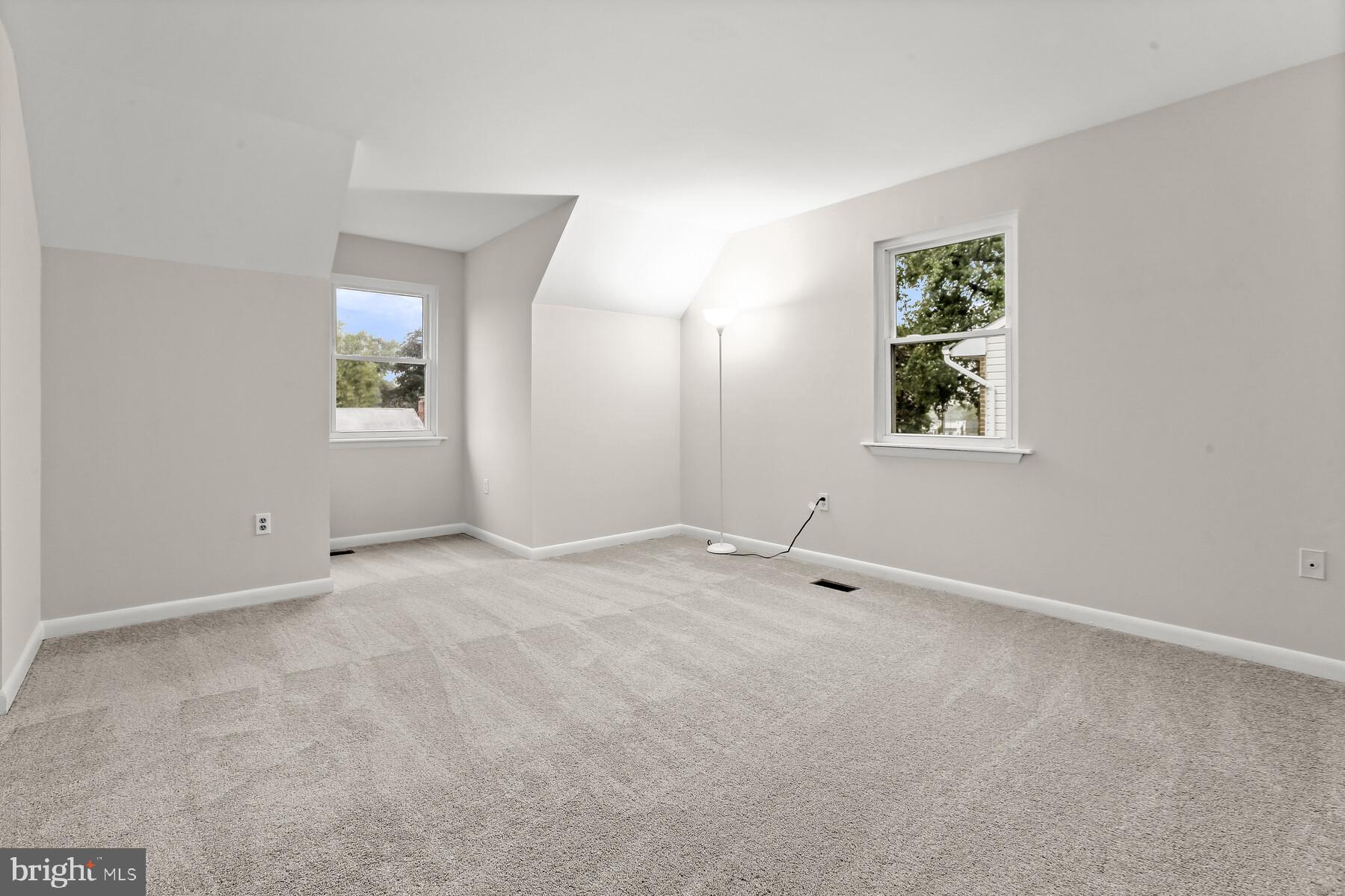 LINTHICUM - Residential