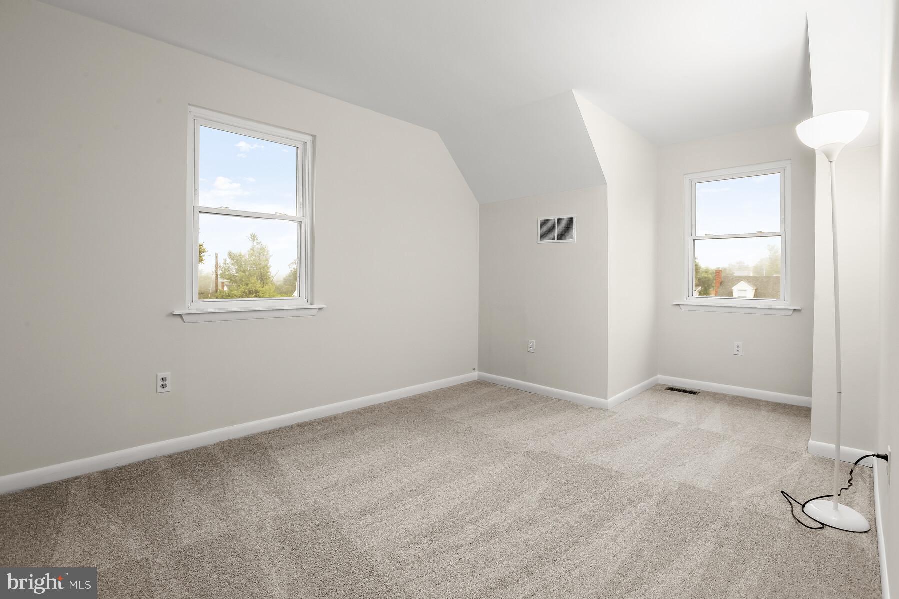 LINTHICUM - Residential