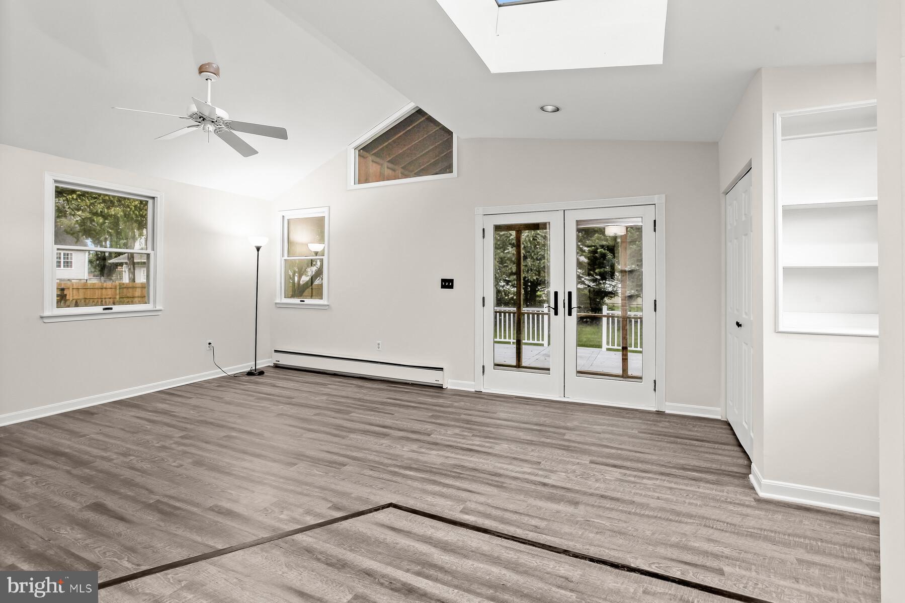 LINTHICUM - Residential