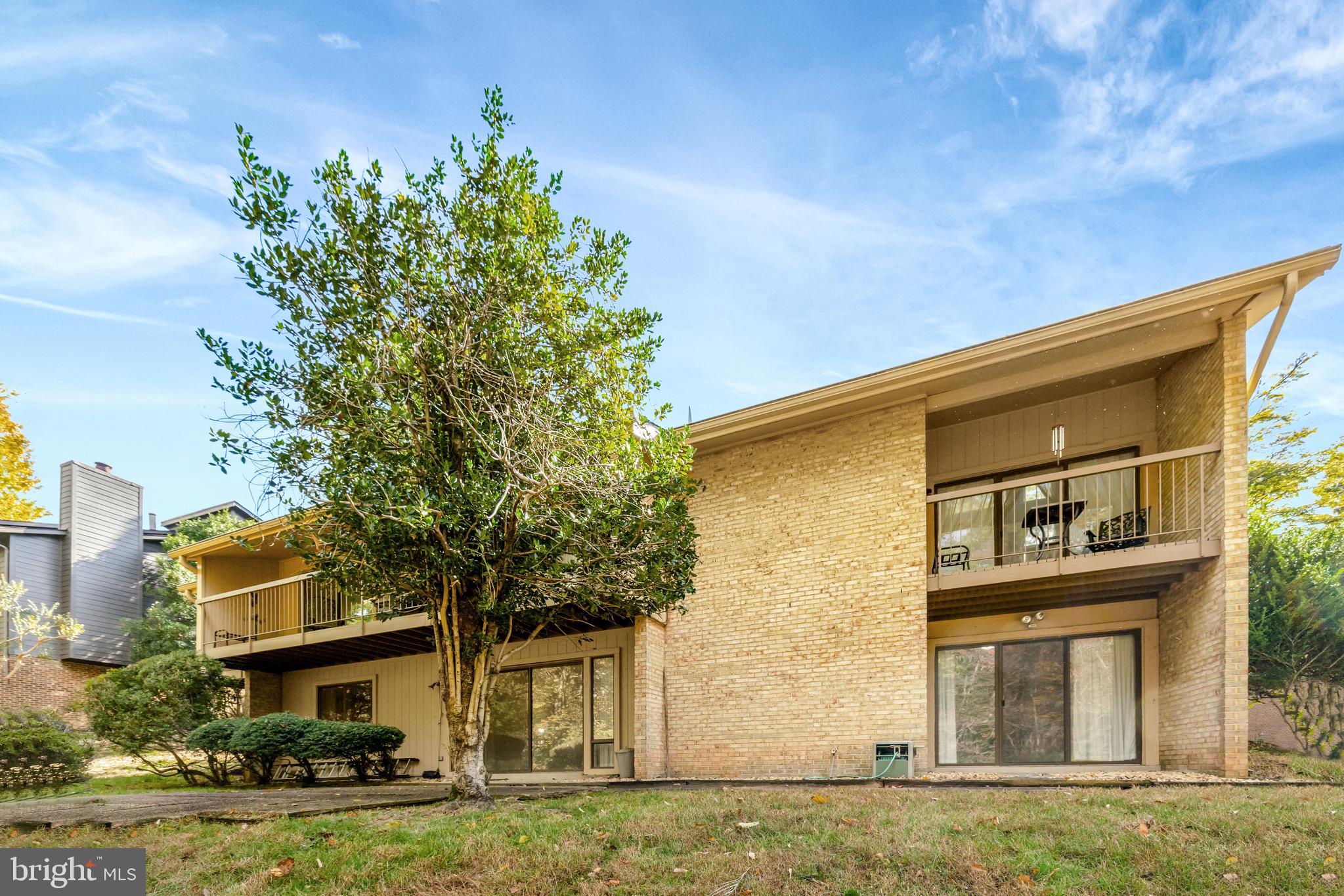 WOLF TRAP WOODS - Residential