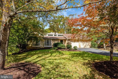 9118 CRICKLEWOOD COURT VIENNA VA 22182