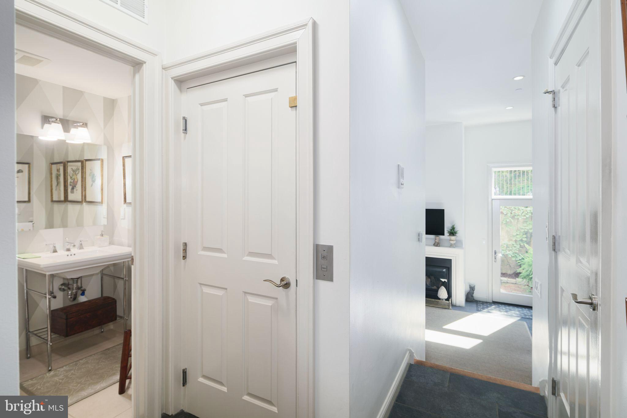 SOCIETY HILL - Residential