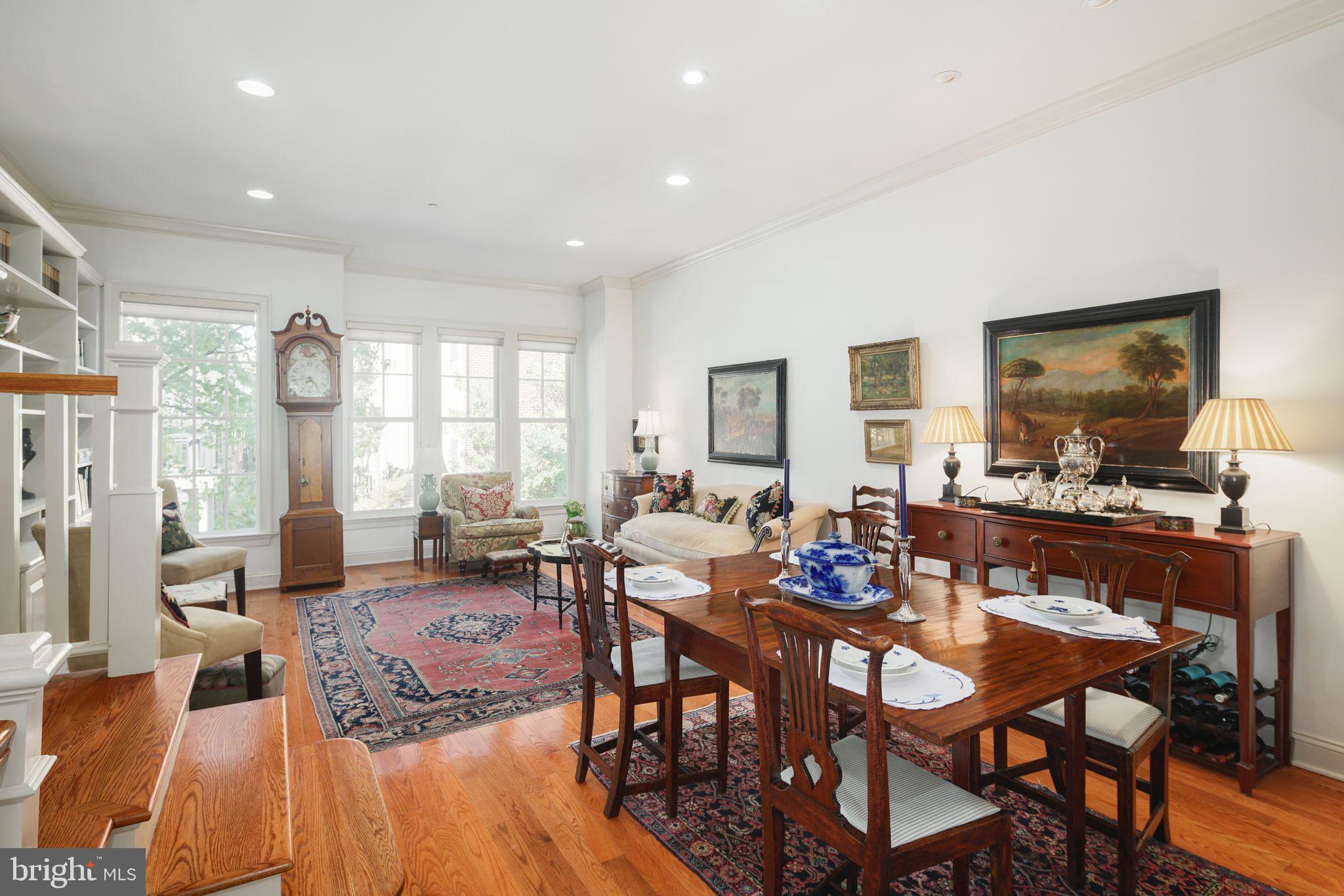 SOCIETY HILL - Residential