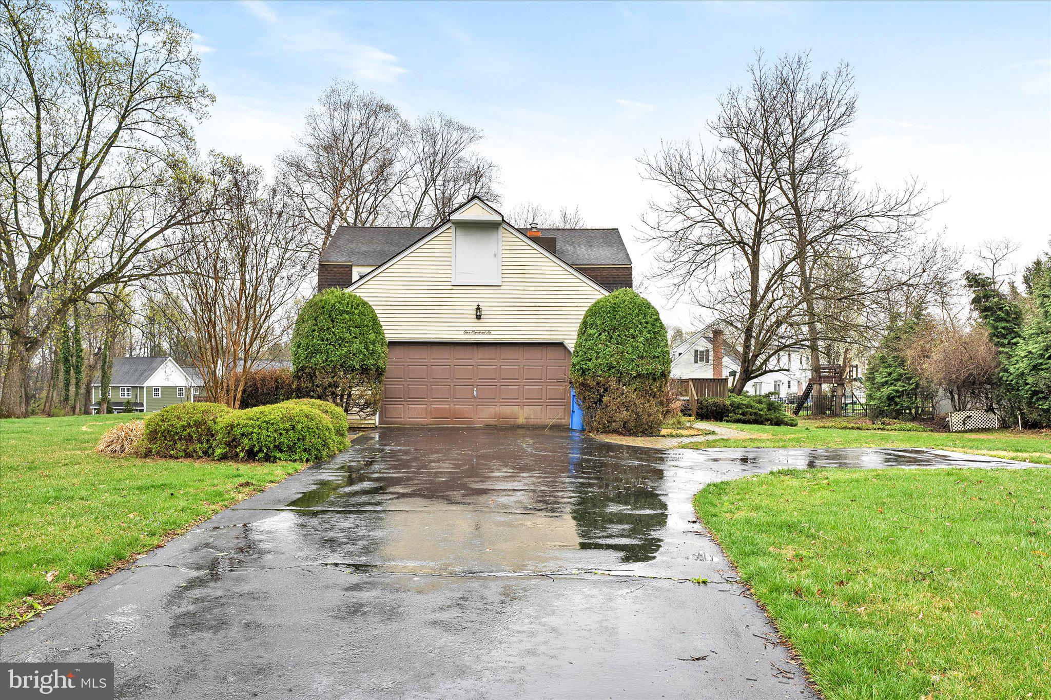 106 CRESTWOOD ROAD