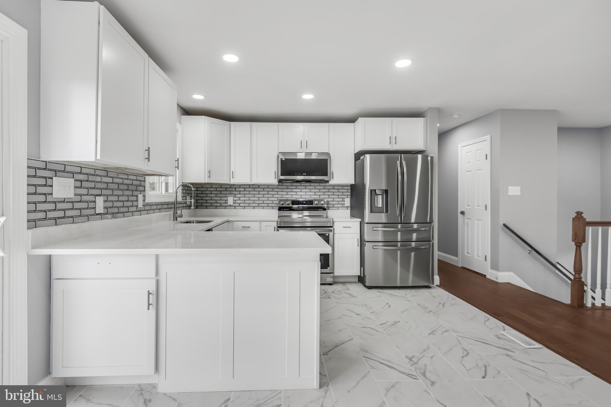 WOODS OF SHANNON - Residential