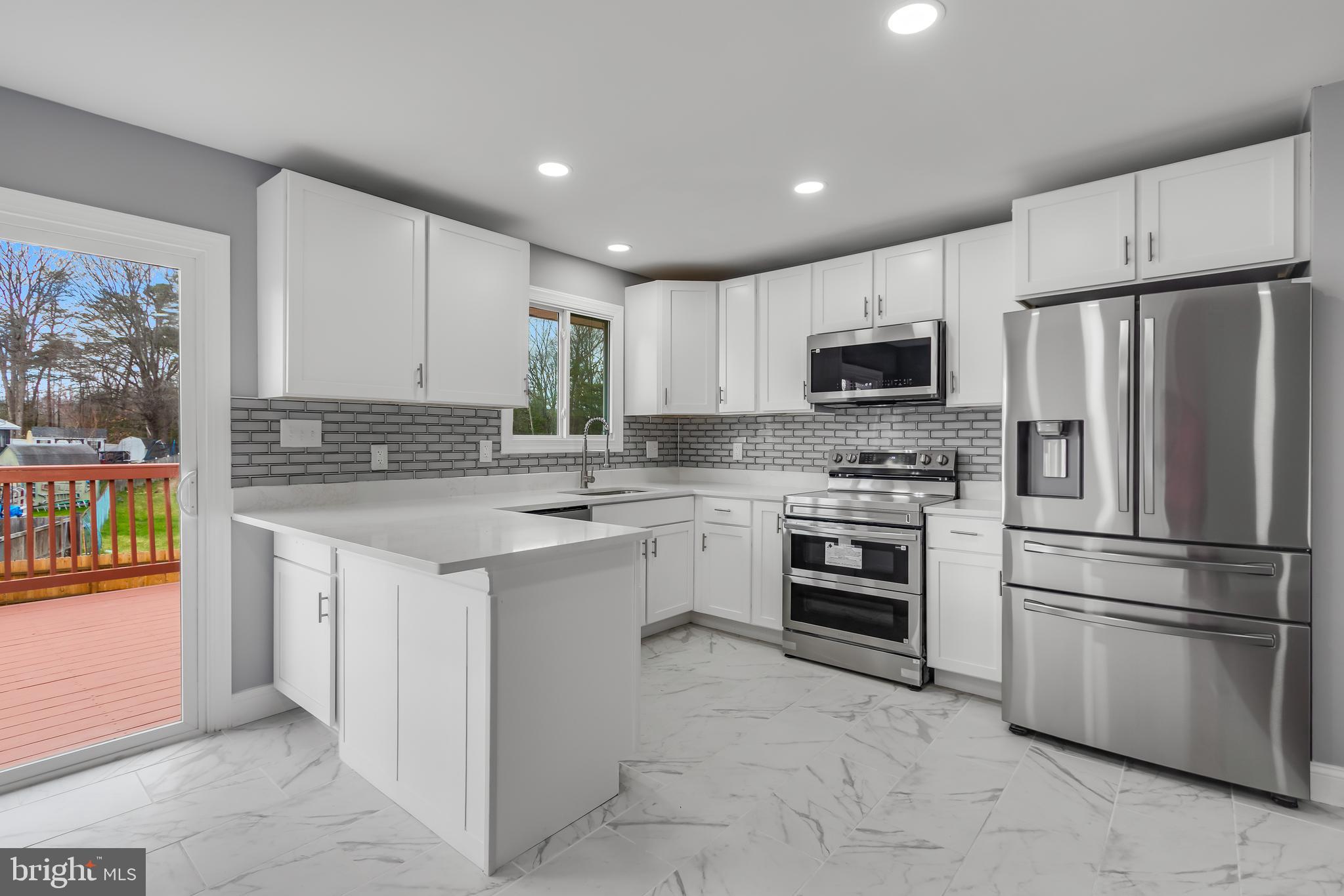 WOODS OF SHANNON - Residential