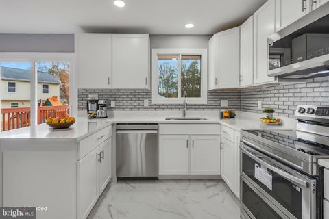 328 BEAGHAN DRIVE GLEN BURNIE MD 21060