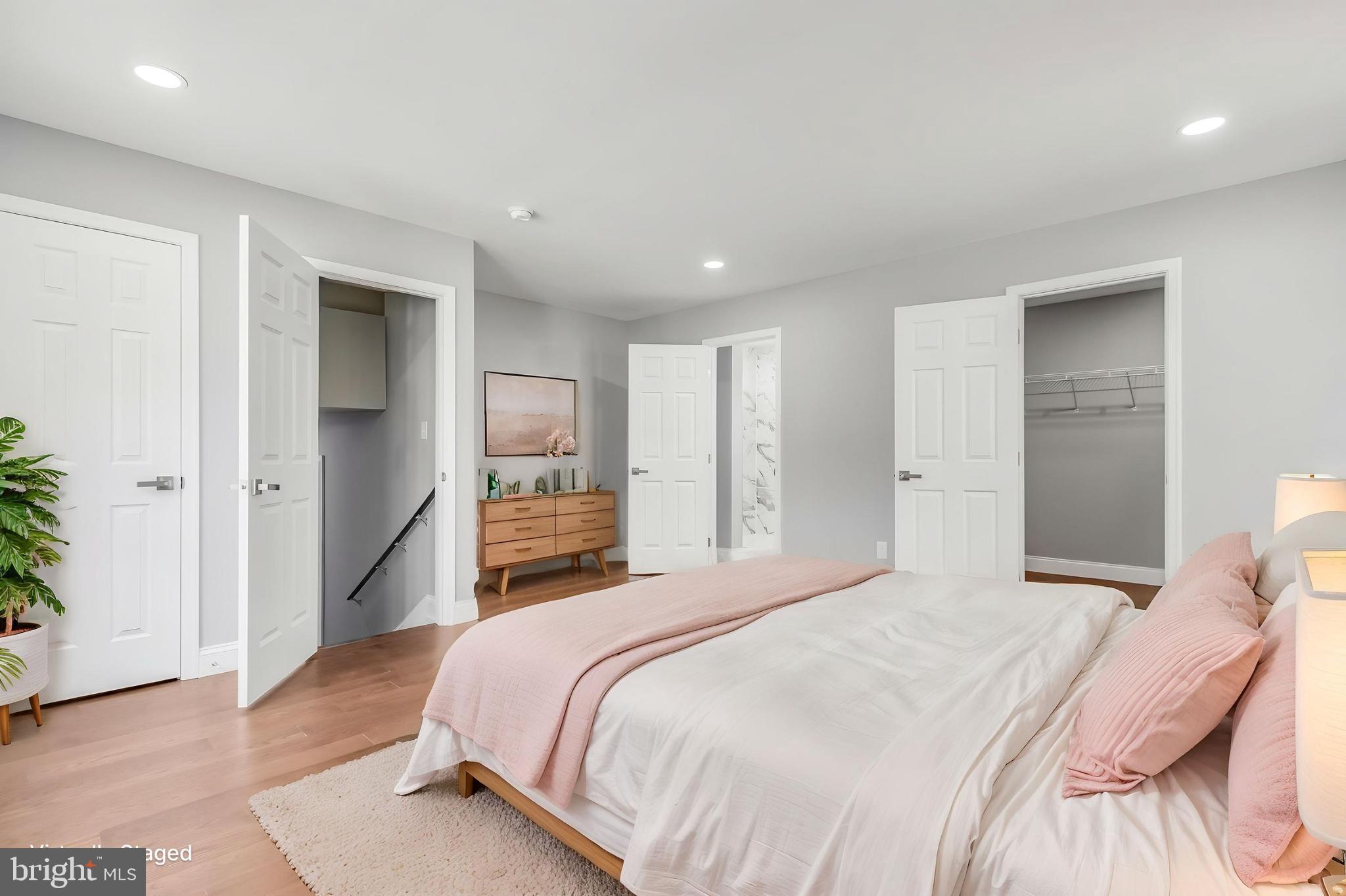 WOODS OF SHANNON - Residential