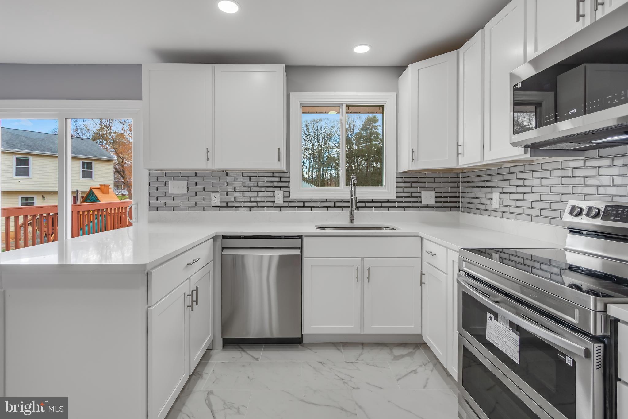 WOODS OF SHANNON - Residential