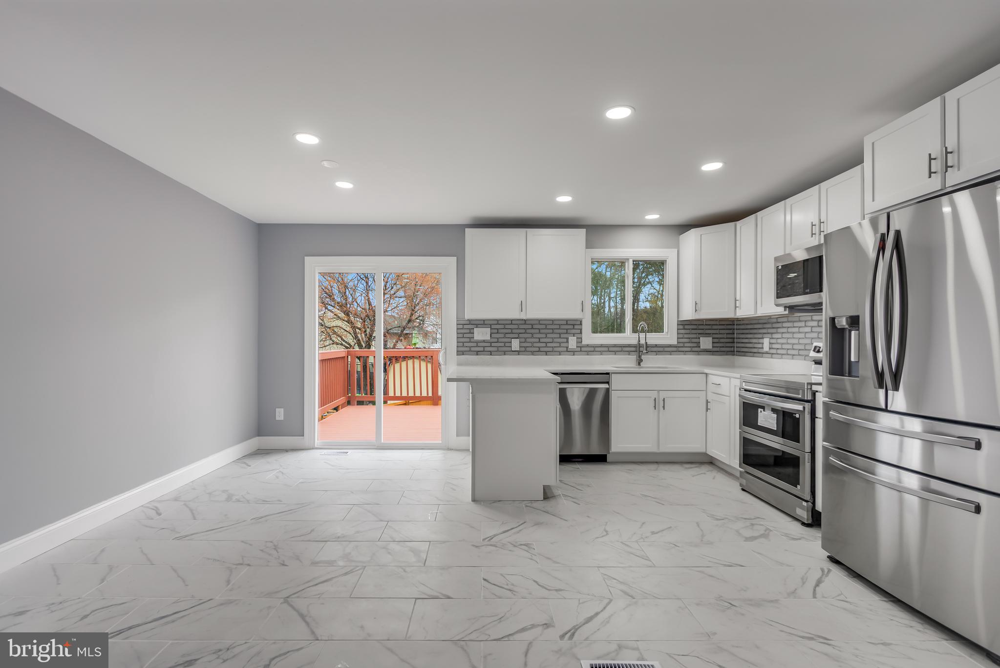 WOODS OF SHANNON - Residential