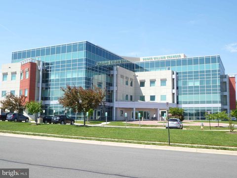 Photo of 9720 Capital Court #304, MANASSAS, VA 20110 (MLS # VAMN2010736)