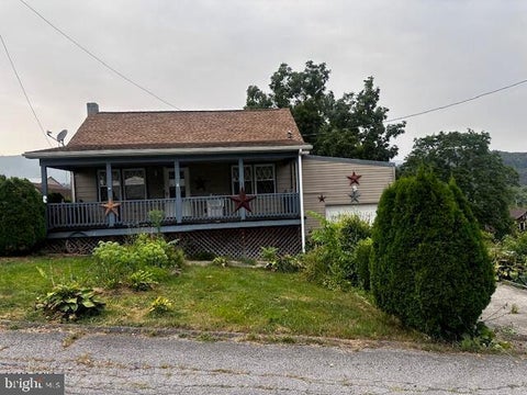 Photo of 303 16th Street, SAXTON, PA 16678 (MLS # PABD2003578)