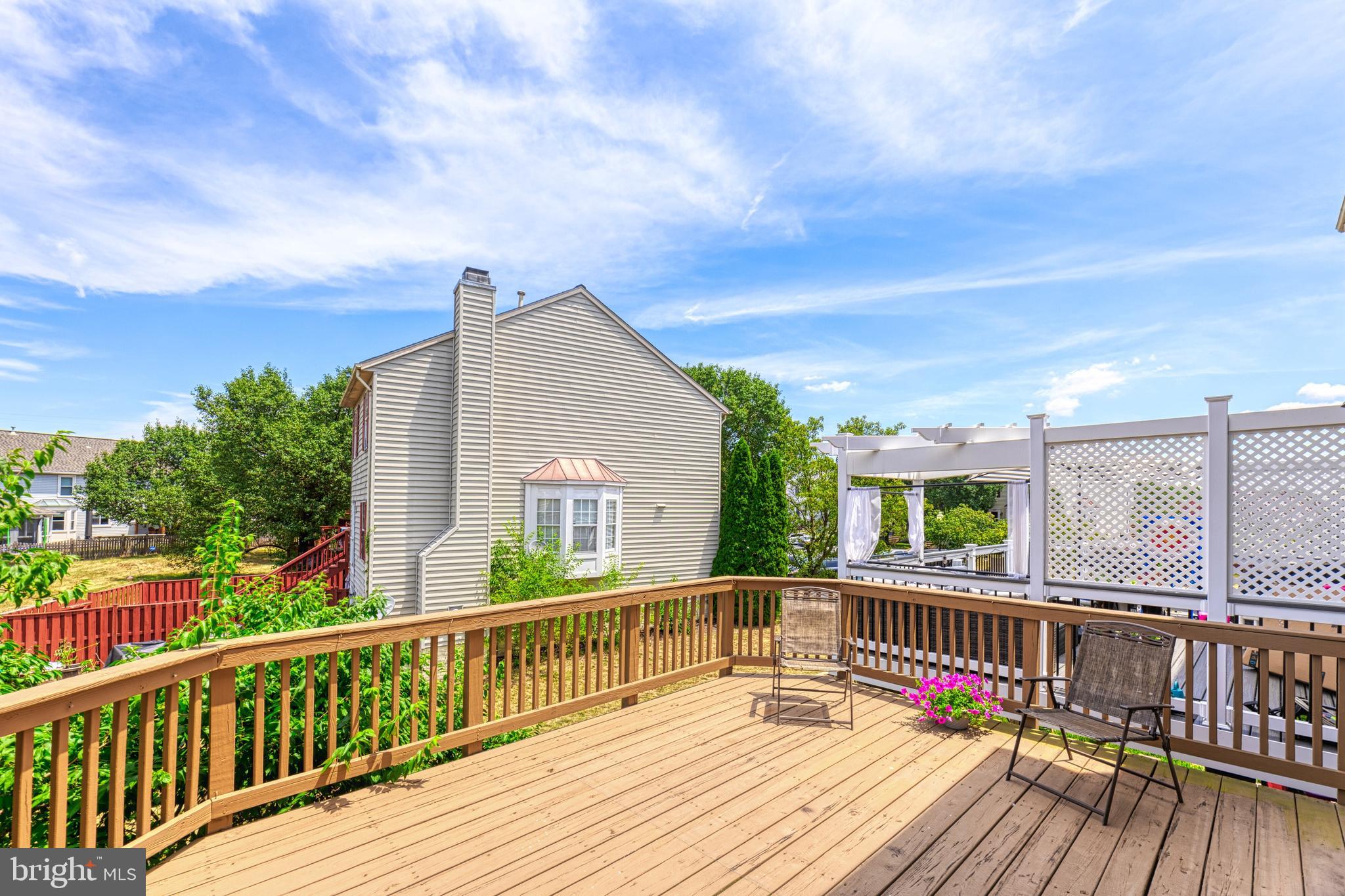 ASHBURN VILLAGE - Residential