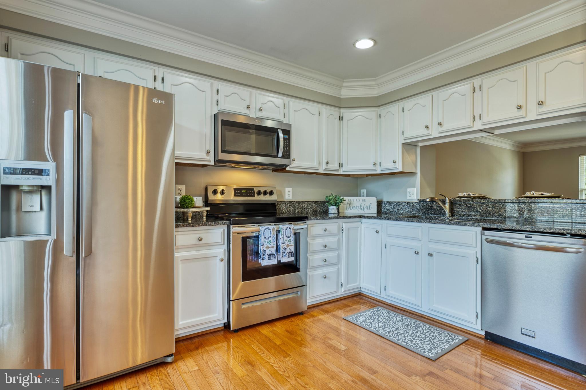 ASHBURN VILLAGE - Residential