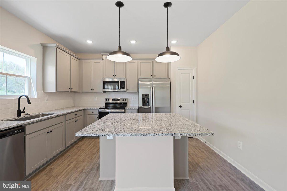 DILLON FARM - Residential