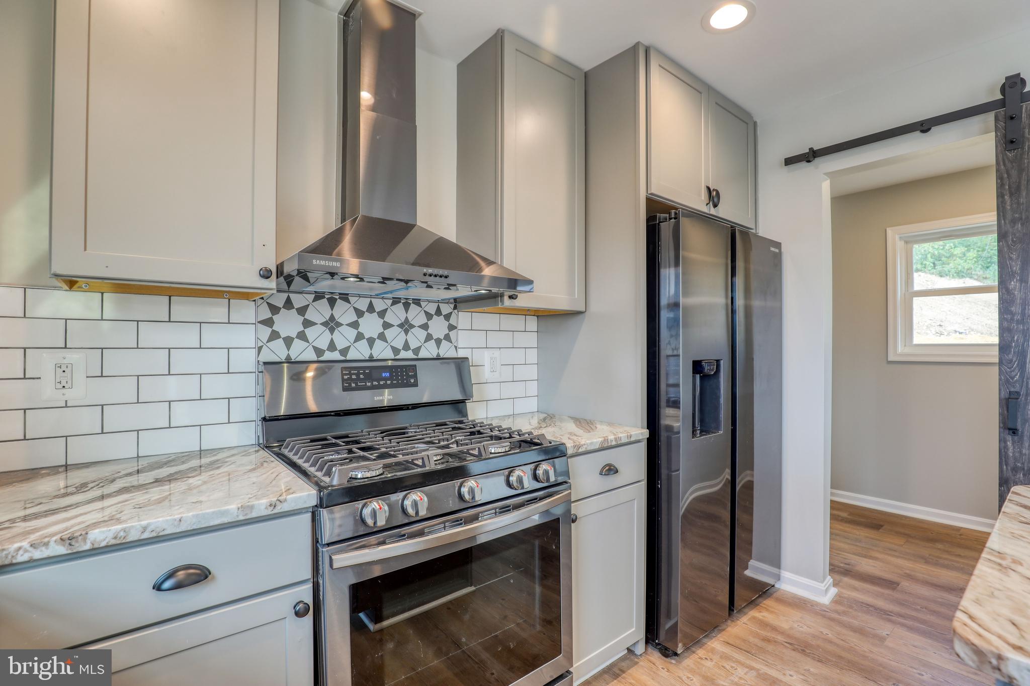 51 GOONEY MANOR LOOP