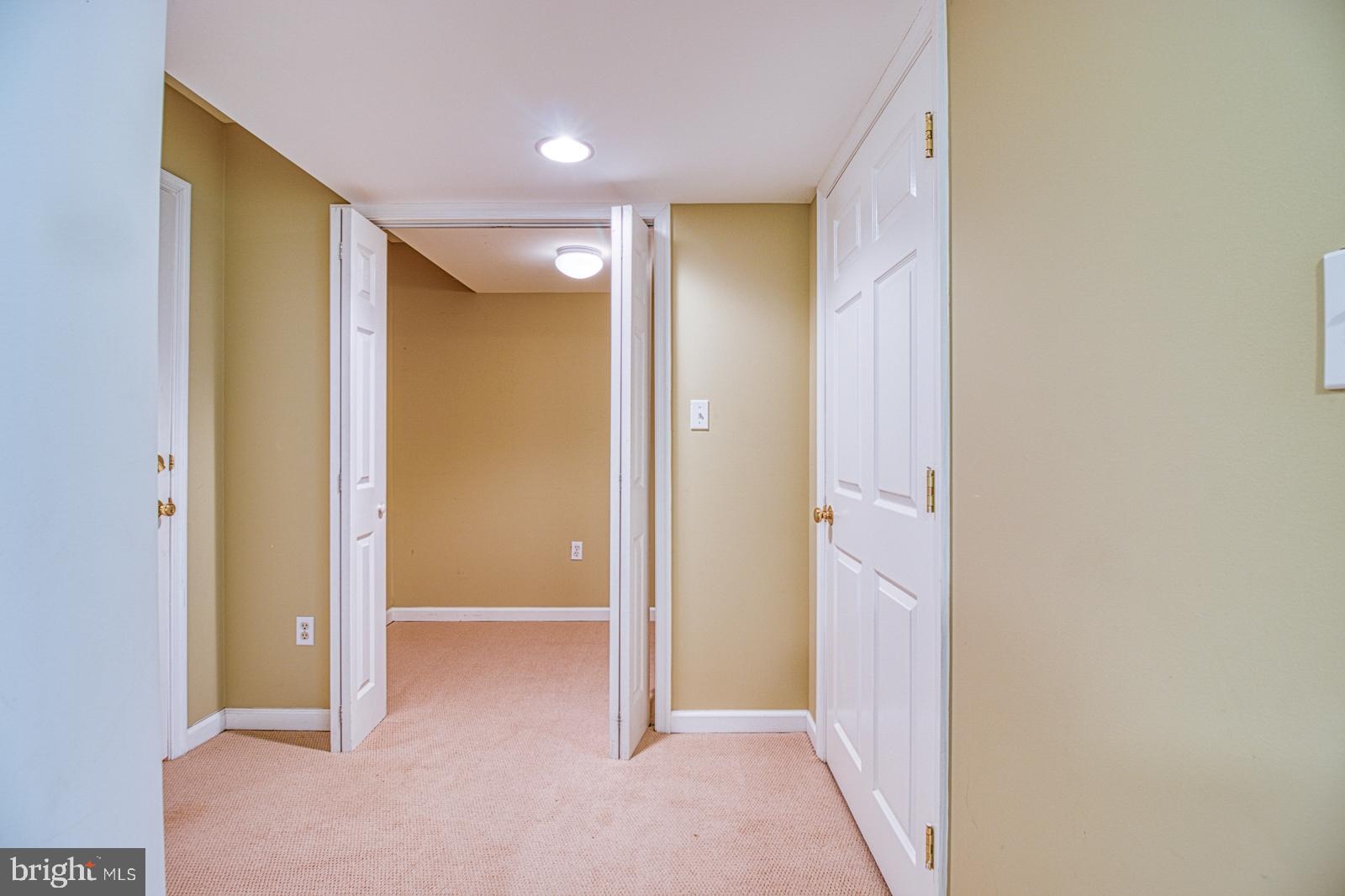 HIGHGROVE ESTATES - Residential Lease