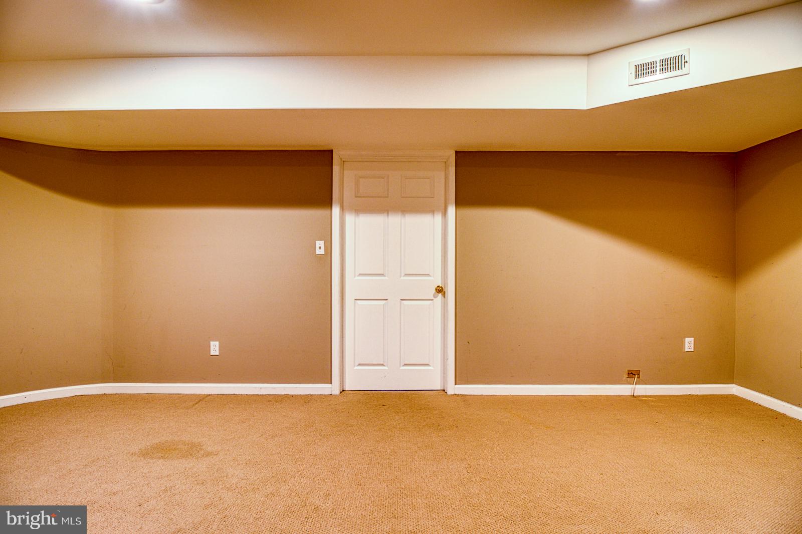 HIGHGROVE ESTATES - Residential Lease