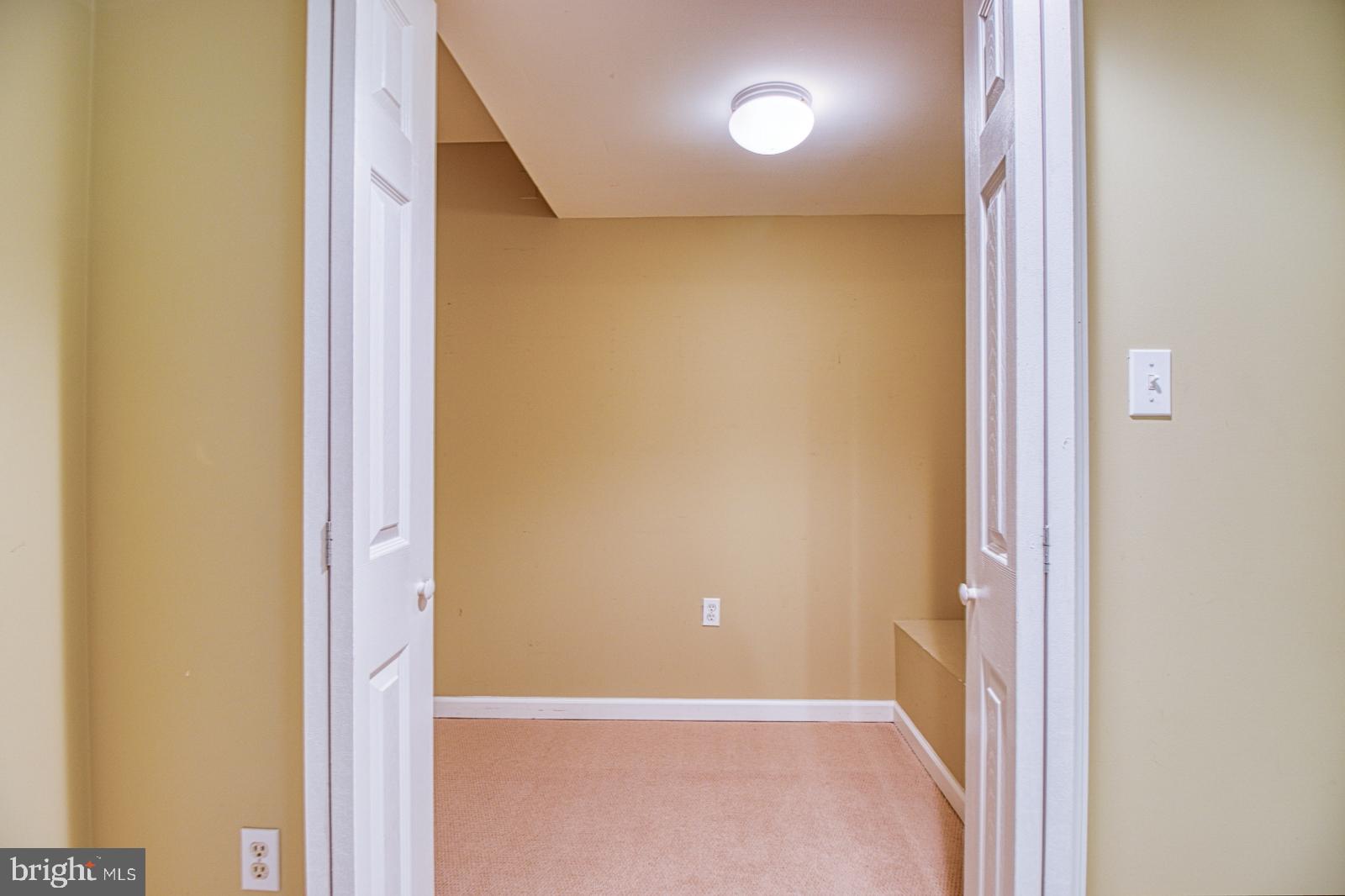 HIGHGROVE ESTATES - Residential Lease