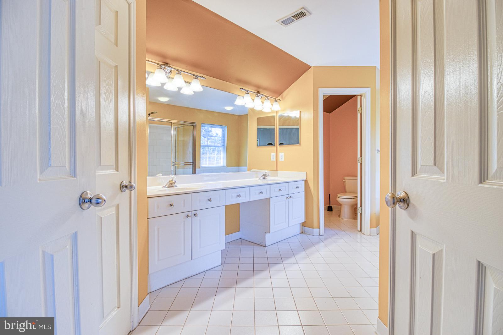 HIGHGROVE ESTATES - Residential Lease