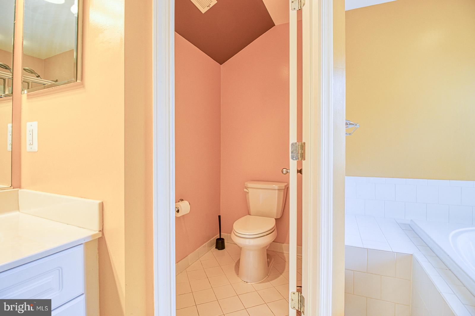 HIGHGROVE ESTATES - Residential Lease