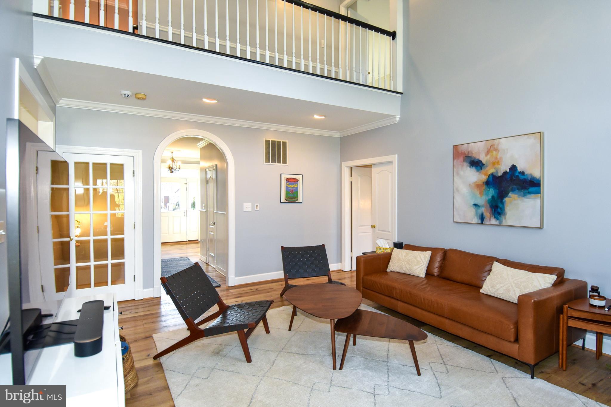 ROSE HILL FALLS - Residential