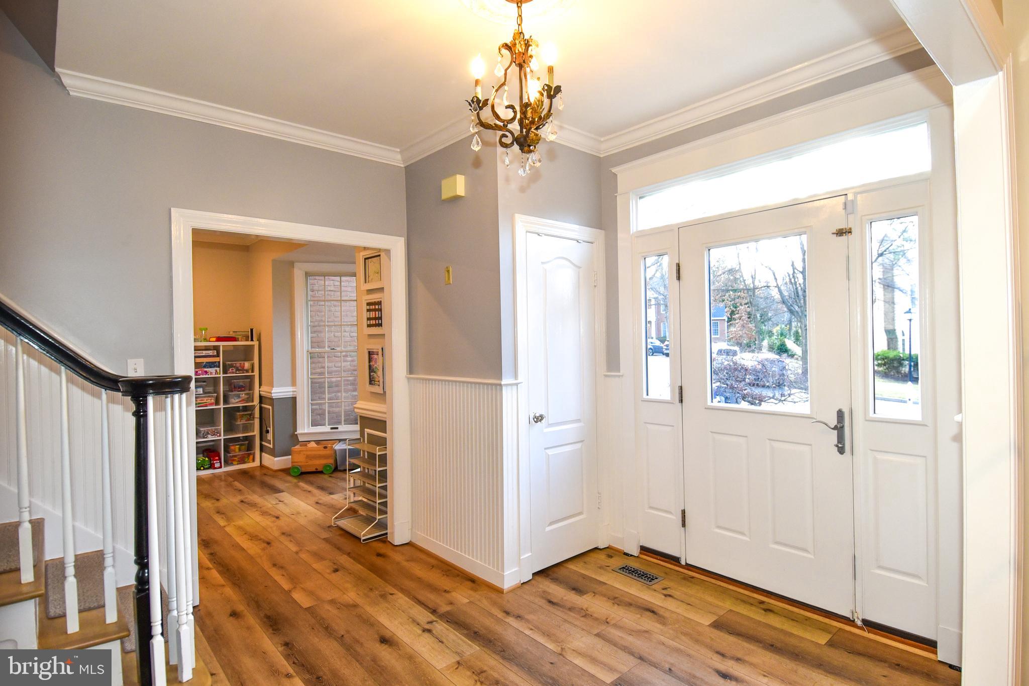 ROSE HILL FALLS - Residential