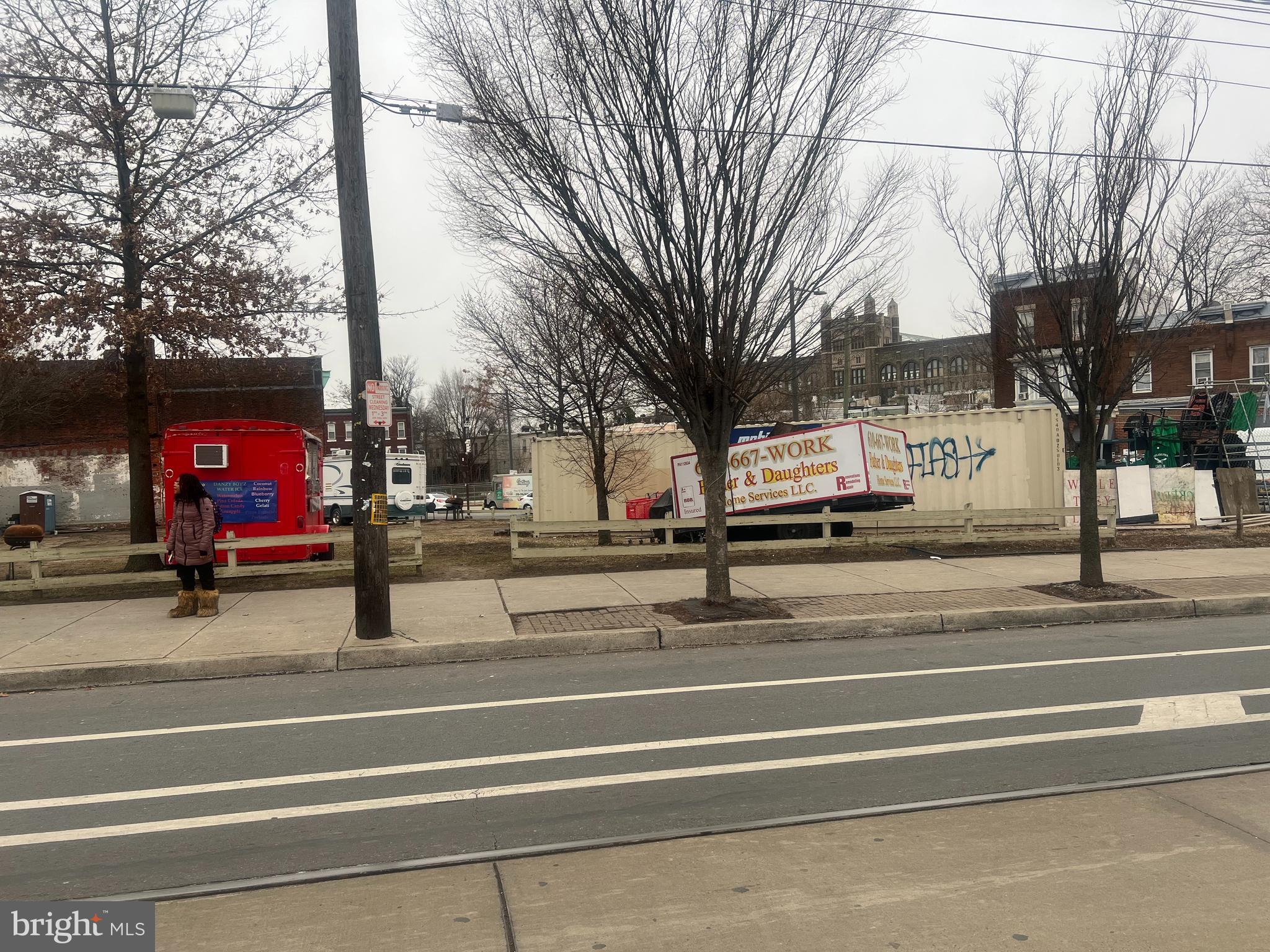 5186-5194 LANCASTER AVENUE